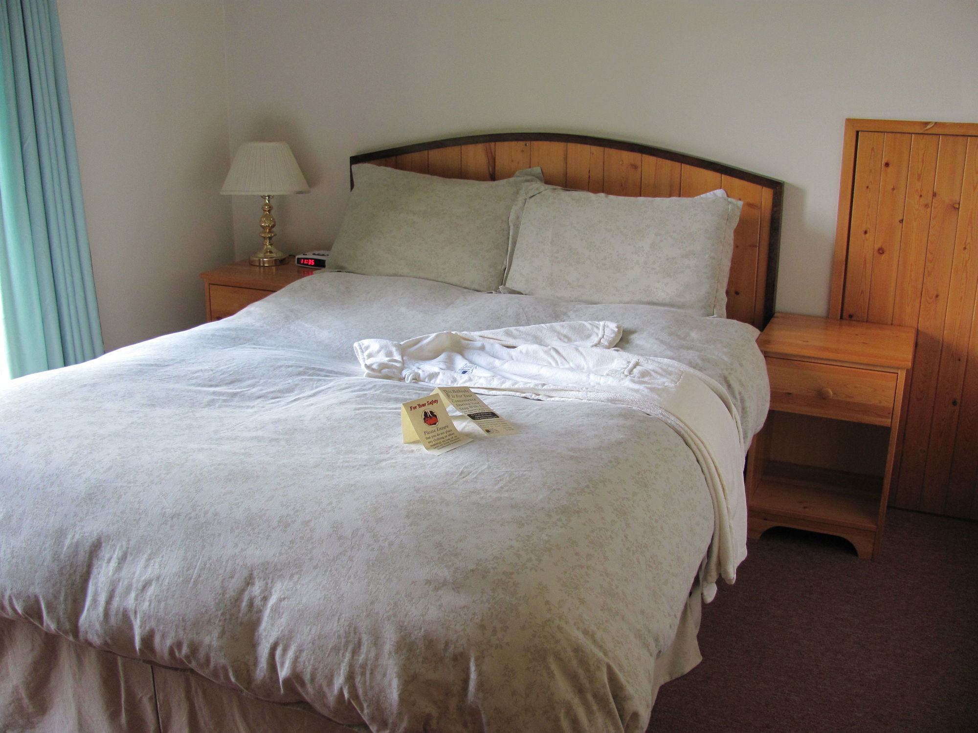 Spruce Hill Resort & Spa 108 Mile Ranch Eksteriør billede